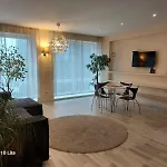 Four Room\'S Apartments