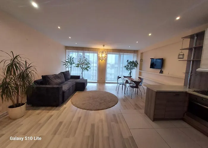 Four Room\'S Apartments