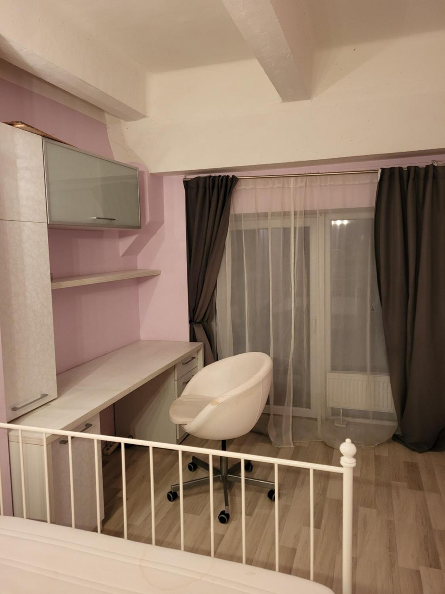 Butas Four Room's *